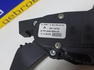 Used Accelerator pedal Mitsubishi Colt (Z2/Z3) 1.3 16V Price € 27,50 Margin scheme offered by Autorec. Gebr. Prins b.v.