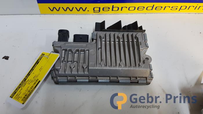 Używane Sterownik Start/Stop Peugeot 508 SW (8E/8U) 1.6 HDiF 16V Cena € 50,00 Procedura marży oferowane przez Autorec. Gebr. Prins b.v.