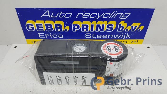 Używane Pompa do opon Fiat Punto Evo (199) 1.3 JTD Multijet 85 16V Euro 5 Cena € 15,00 Procedura marży oferowane przez Autorec. Gebr. Prins b.v.