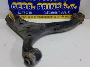 Used Front lower wishbone, left Kia Sorento Price € 50,00 Margin scheme offered by Autorec. Gebr. Prins b.v.