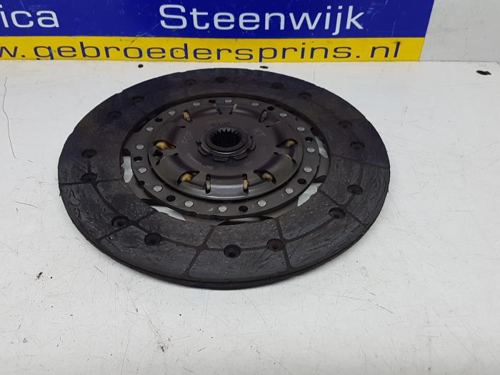 Clutch plate from a Opel Astra H GTC (L08) 1.9 CDTi 120 2007