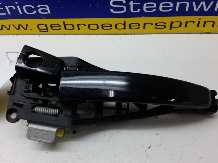 Door handle 2door, left Opel Corsa D 1.2 16V 24463523