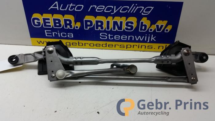 Begagnade Torkarmekanism Suzuki Celerio (LF) 1.0 12V Pris € 40,00 Marginaltabell erbjuds av Autorec. Gebr. Prins b.v.