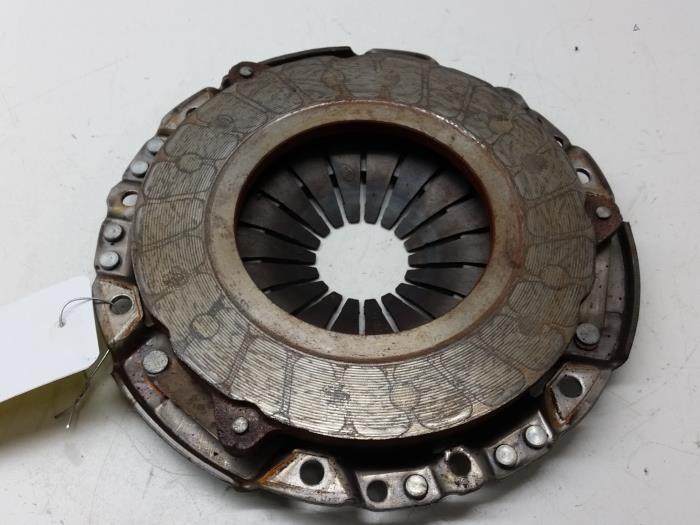 Pressure plate from a Suzuki Celerio (LF) 1.0 12V 2015