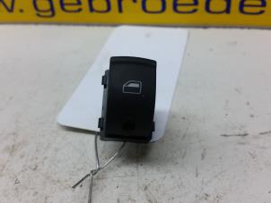 Usados Interruptor de ventanilla eléctrica Audi A6 Precio € 10,00 Norma de margen ofrecido por Autorec. Gebr. Prins b.v.