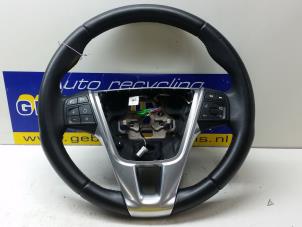 Used Steering wheel Volvo V60 I (FW/GW) 2.4 D6 20V Plug-in Hybrid AWD Price € 75,00 Margin scheme offered by Autorec. Gebr. Prins b.v.