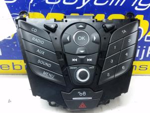 Usados Panel de control de radio Ford Fiesta 6 (JA8) 1.5 TDCi Precio € 30,00 Norma de margen ofrecido por Autorec. Gebr. Prins b.v.