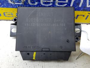 Używane Czujnik parkowania Renault Master IV (MA/MB/MC/MD/MH/MF/MG/MH) 2.3 dCi 16V Cena € 25,00 Procedura marży oferowane przez Autorec. Gebr. Prins b.v.