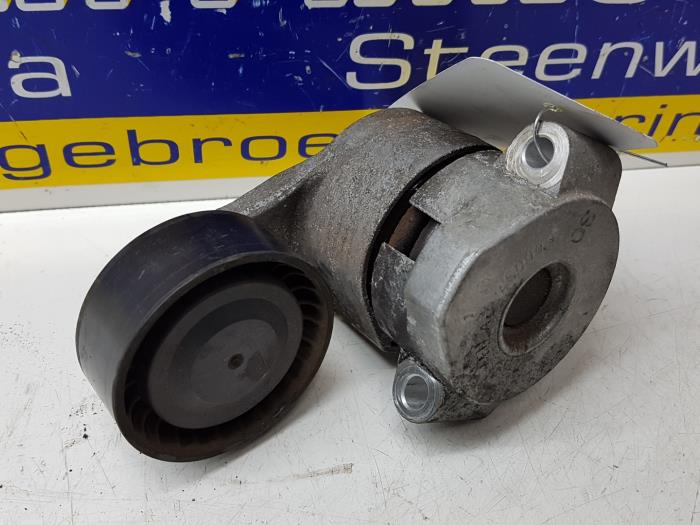 Transit belt clearance tensioner