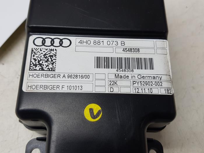 Bomba neumática (suspensión) de un Audi A7 Sportback (4GA/4GF) 3.0 TDI V6 24V Quattro 2011