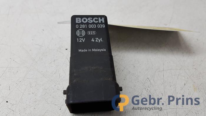 Glow plug relay Citroen Jumper 2.2 HDi 120 Euro 4 0281003039