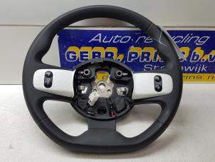 Used Steering wheel Renault Twingo III (AH) 1.0 SCe 70 12V Price € 50,00 Margin scheme offered by Autorec. Gebr. Prins b.v.