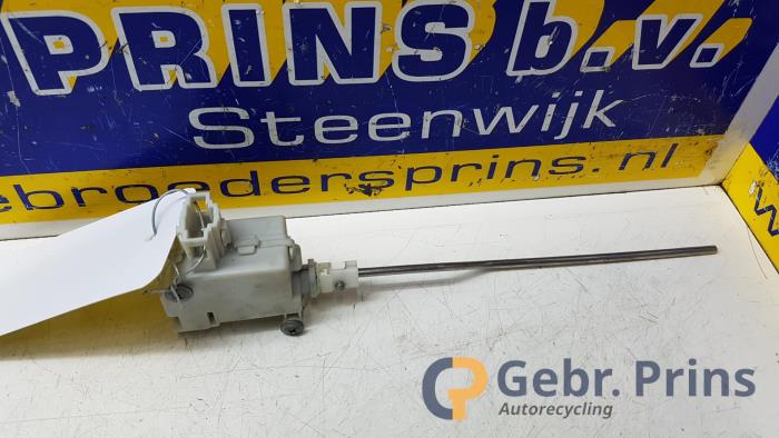 Begagnade Diverse Volkswagen Golf VI (5K1) 2.0 GTD 16V Pris € 10,00 Marginaltabell erbjuds av Autorec. Gebr. Prins b.v.