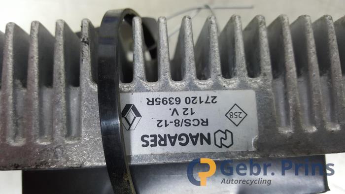 Glow plug relay Opel Vivaro 1.6 CDTI 95 Euro 6 271206395R