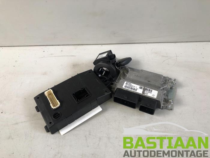Used Engine management computer Dacia Sandero I (BS) 1.6 BiFuel Price € 150,00 Margin scheme offered by Bastiaan Autodemontage