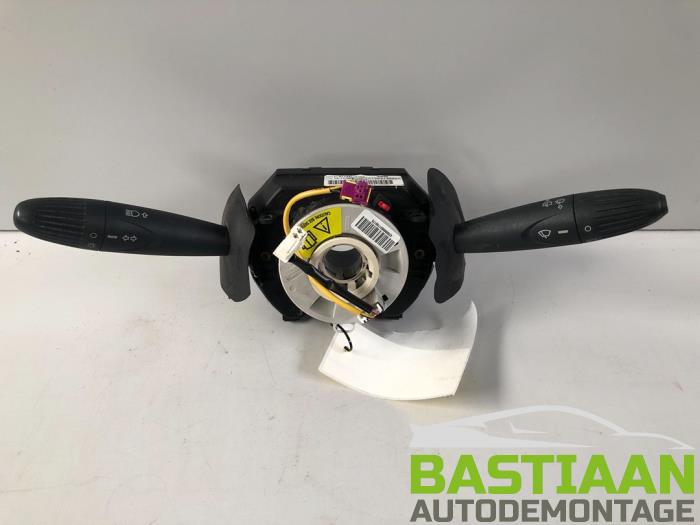 Steering column stalks with part number 1682082525770 stock