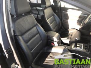 Used Set of upholstery (complete) Opel Signum (F48) 2.2 direct 16V Price € 298,80 Margin scheme offered by Bastiaan Autodemontage