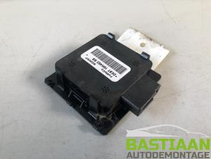 Usados Antena de GPS (varios) Ford Fiesta 7 1.5 TDCi 85 Precio € 15,00 Norma de margen ofrecido por Bastiaan Autodemontage