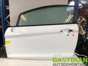 Gebrauchte Tür 2-türig links Ford Fiesta 7 1.5 TDCi 85 Preis € 247,00 Margenregelung angeboten von Bastiaan Autodemontage