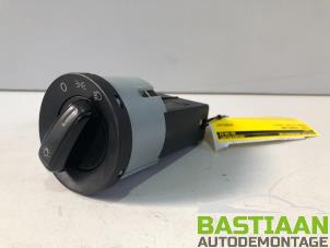 Used Light switch Skoda Citigo 1.0 12V Price € 14,00 Margin scheme offered by Bastiaan Autodemontage