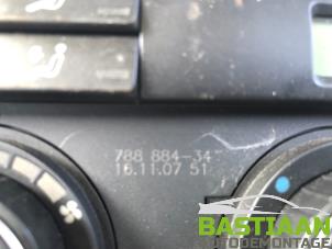 Klimatpanel från en Volkswagen Golf V (1K1) 1.6 2008