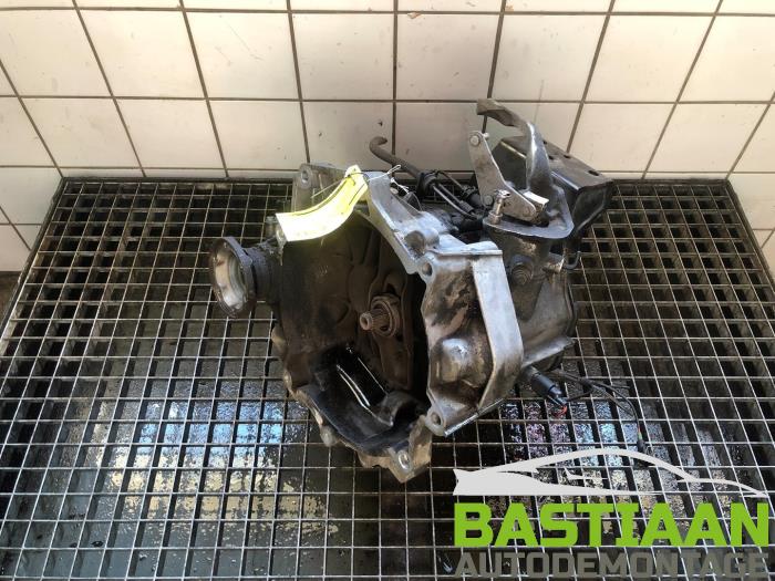 Gebrauchte Getriebe Volkswagen Golf IV Variant (1J5) 1.6 FSI 16V Preis € 142,00 Margenregelung angeboten von Bastiaan Autodemontage