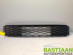 Used Bumper grille Skoda Fabia III (NJ3) 1.0 12V Price € 57,00 Margin scheme offered by Bastiaan Autodemontage