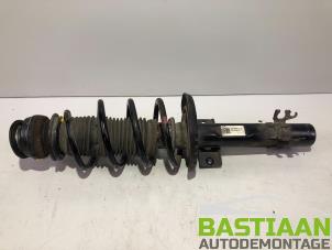 Used Front shock absorber rod, left Skoda Fabia III (NJ3) 1.0 12V Price € 71,00 Margin scheme offered by Bastiaan Autodemontage