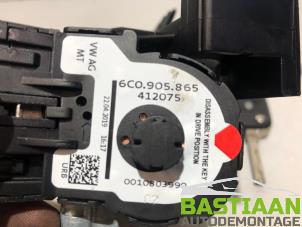 Used Ignition lock + key Skoda Fabia III (NJ3) 1.0 12V Price € 47,00 Margin scheme offered by Bastiaan Autodemontage