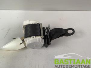 Used Rear seatbelt, left Toyota Aygo (B10) 1.4 HDI Price € 19,99 Margin scheme offered by Bastiaan Autodemontage