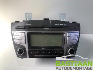 Usados Radio Hyundai iX35 (LM) Precio de solicitud ofrecido por Bastiaan Autodemontage