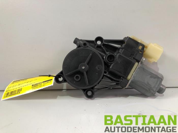 Usados Motor de ventanilla de puerta Ford Fiesta 6 (JA8) 1.25 16V Precio € 18,99 Norma de margen ofrecido por Bastiaan Autodemontage