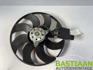 Usagé Moto ventilateur Ford Mondeo IV Wagon 1.6 TDCi 16V Prix € 64,99 Règlement à la marge proposé par Bastiaan Autodemontage