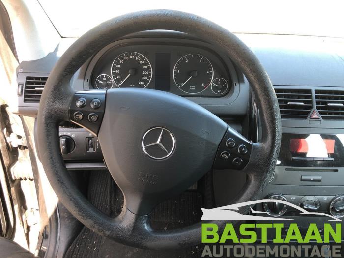 Airbag set + dashboard from a Mercedes-Benz A (W169) 2.0 A-180 CDI 16V 2010