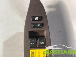 Used Multi-functional window switch Toyota iQ 1.0 12V VVT-i Price € 29,99 Margin scheme offered by Bastiaan Autodemontage