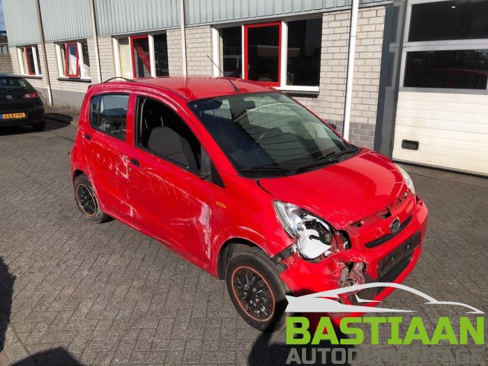 Używane Zbiornik Daihatsu Cuore (L251/271/276) 1.0 12V Cena € 69,00 Procedura marży oferowane przez Bastiaan Autodemontage