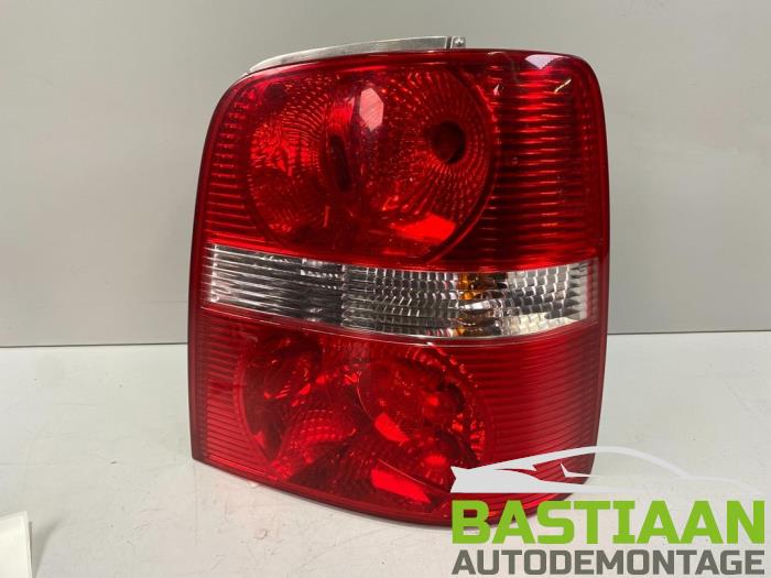 Car Rear Left Right Tail Light Lamp Housing For Volkswagen Touran 2004 2005 2006 2007 2008 2009 2010-2015 Without Bulbs - 34