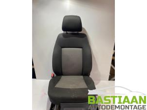 Gebrauchte Sitz rechts Volkswagen Polo V (6R) 1.2 TDI 12V BlueMotion Preis € 62,99 Margenregelung angeboten von Bastiaan Autodemontage