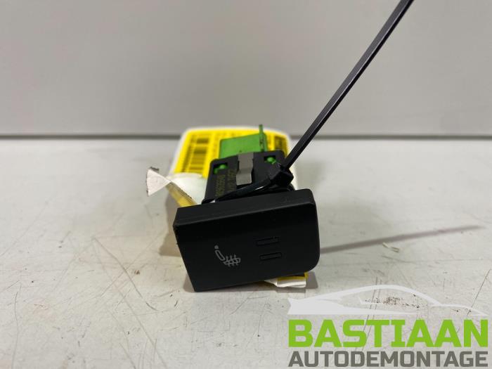 Seat heating switch from a Volkswagen Polo V (6R) 1.2 12V 2013