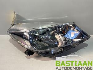 Used Headlight, right Toyota Yaris III (P13) 1.33 16V Dual VVT-I Price € 124,99 Margin scheme offered by Bastiaan Autodemontage