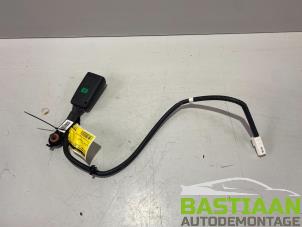 Used Front seatbelt buckle, left Kia Picanto (TA) 1.0 12V Price € 19,99 Margin scheme offered by Bastiaan Autodemontage