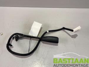 Used Front seatbelt buckle, right Kia Picanto (TA) 1.0 12V Price € 19,99 Margin scheme offered by Bastiaan Autodemontage