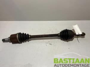 Used Front drive shaft, left Peugeot 207/207+ (WA/WC/WM) 1.4 16V Price € 29,99 Margin scheme offered by Bastiaan Autodemontage