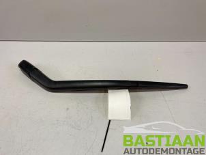 Used Rear wiper arm Toyota Yaris III (P13) 1.33 16V Dual VVT-I Price € 24,99 Margin scheme offered by Bastiaan Autodemontage