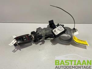 Used Ignition lock + key Opel Adam 1.4 Price € 49,99 Margin scheme offered by Bastiaan Autodemontage