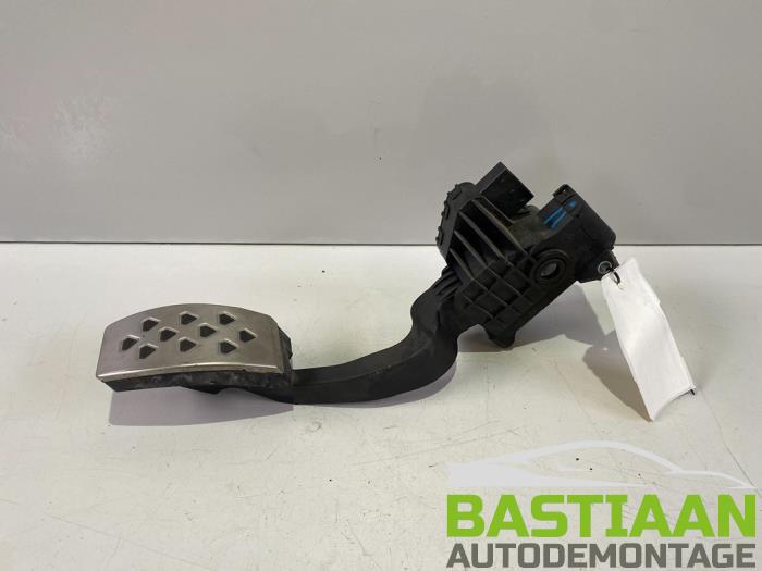 Begagnade Gaspedal Opel Corsa D 1.2 16V Pris € 18,00 Marginaltabell erbjuds av Bastiaan Autodemontage