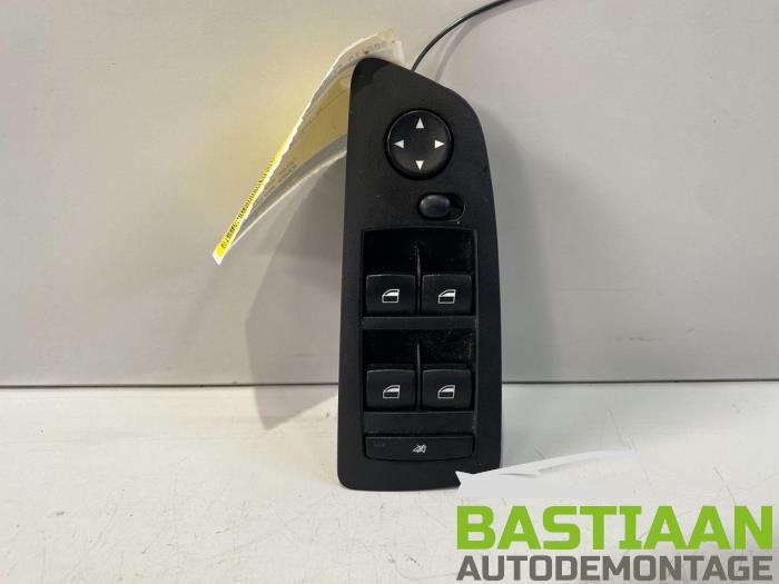 Usados Interruptor combinado de ventanillas BMW 1 serie (E87/87N) 118d 16V Precio € 28,00 Norma de margen ofrecido por Bastiaan Autodemontage