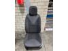 Seat, left from a Renault Clio IV (5R), 2012 / 2021 0.9 Energy TCE 90 12V, Hatchback, 4-dr, Petrol, 898cc, 66kW (90pk), FWD, H4B400; H4BA4, 2012-11 / 2021-08, 5R5A; 5RAA; 5R7A; 5RKA; 5RLA; 5RMA; 5RXA 2013