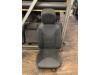 Seat, right from a Renault Clio IV (5R), 2012 / 2021 0.9 Energy TCE 90 12V, Hatchback, 4-dr, Petrol, 898cc, 66kW (90pk), FWD, H4B400; H4BA4, 2012-11 / 2021-08, 5R5A; 5RAA; 5R7A; 5RKA; 5RLA; 5RMA; 5RXA 2013
