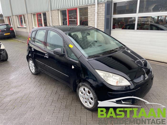 Gebrauchte Hinterachse Vorderradantrieb Mitsubishi Colt (Z2/Z3) 1.5 DI-D 12V HP Preis auf Anfrage angeboten von Bastiaan Autodemontage